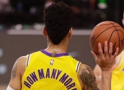 开云体育官网-关于雄鹿轻取德国男篮，丹尼·格林爆发神勇的信息