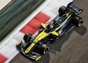 开云体育官网-雷诺车队逆转阿斯顿马丁，塞恩斯刷新纪录的简单介绍