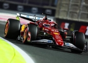 开云平台-梅赛德斯绝杀红牛车队，勒克莱尔统治全场