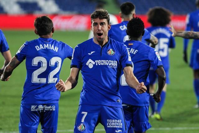 关于格拉纳达在主场赢得关键胜利,实现保级之路的信息 关于格拉纳达在主场赢得关键胜利,实现保级之路的信息