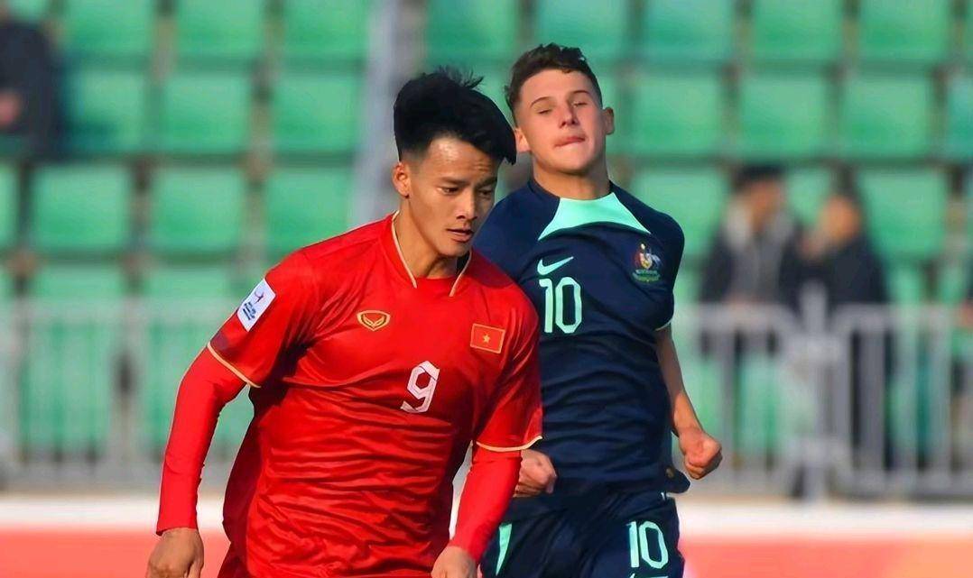 越南战队展现出色表现，强势出线