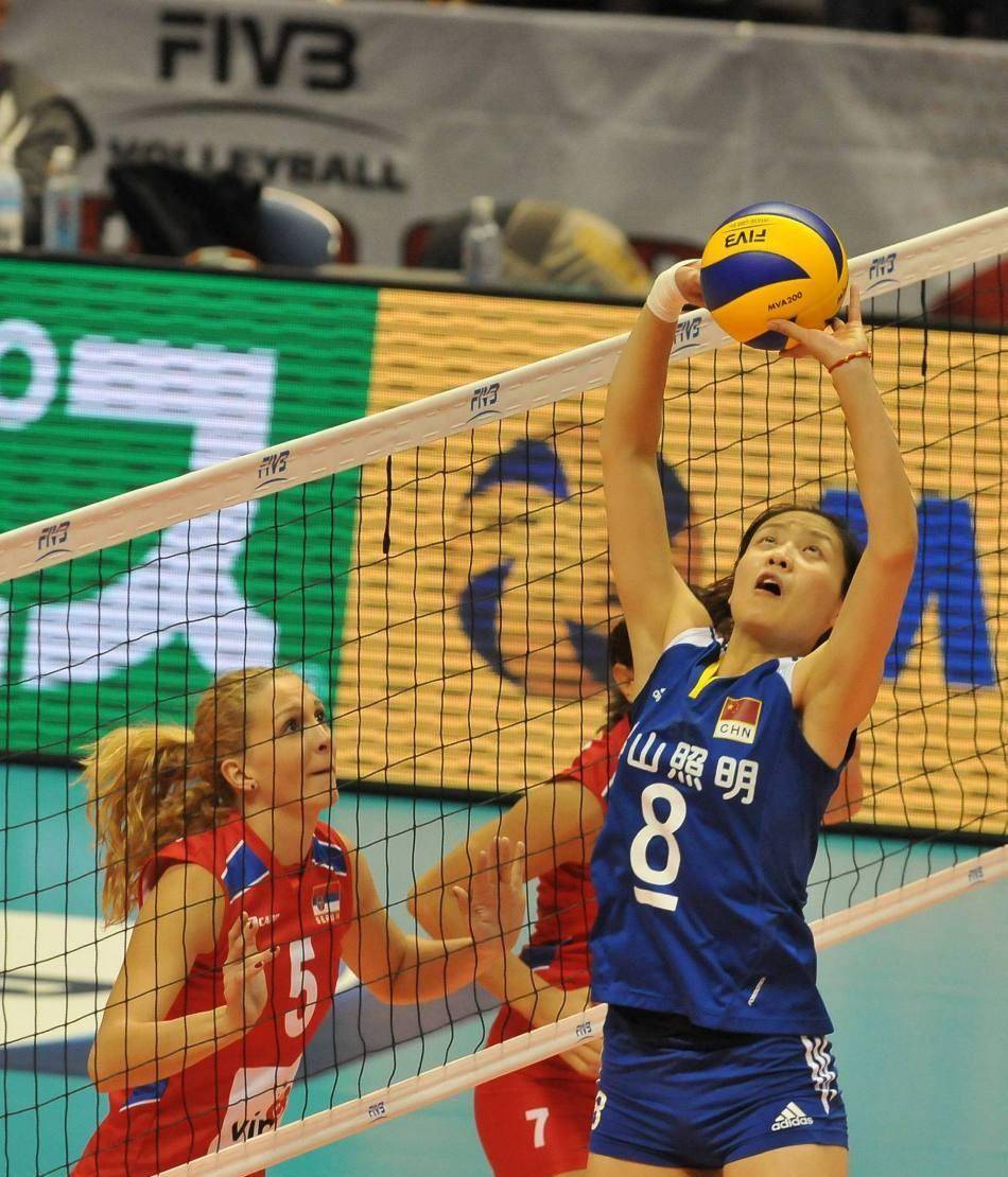 传球配合绝佳,进攻组织完美展现 传球配合绝佳,进攻组织完美展现