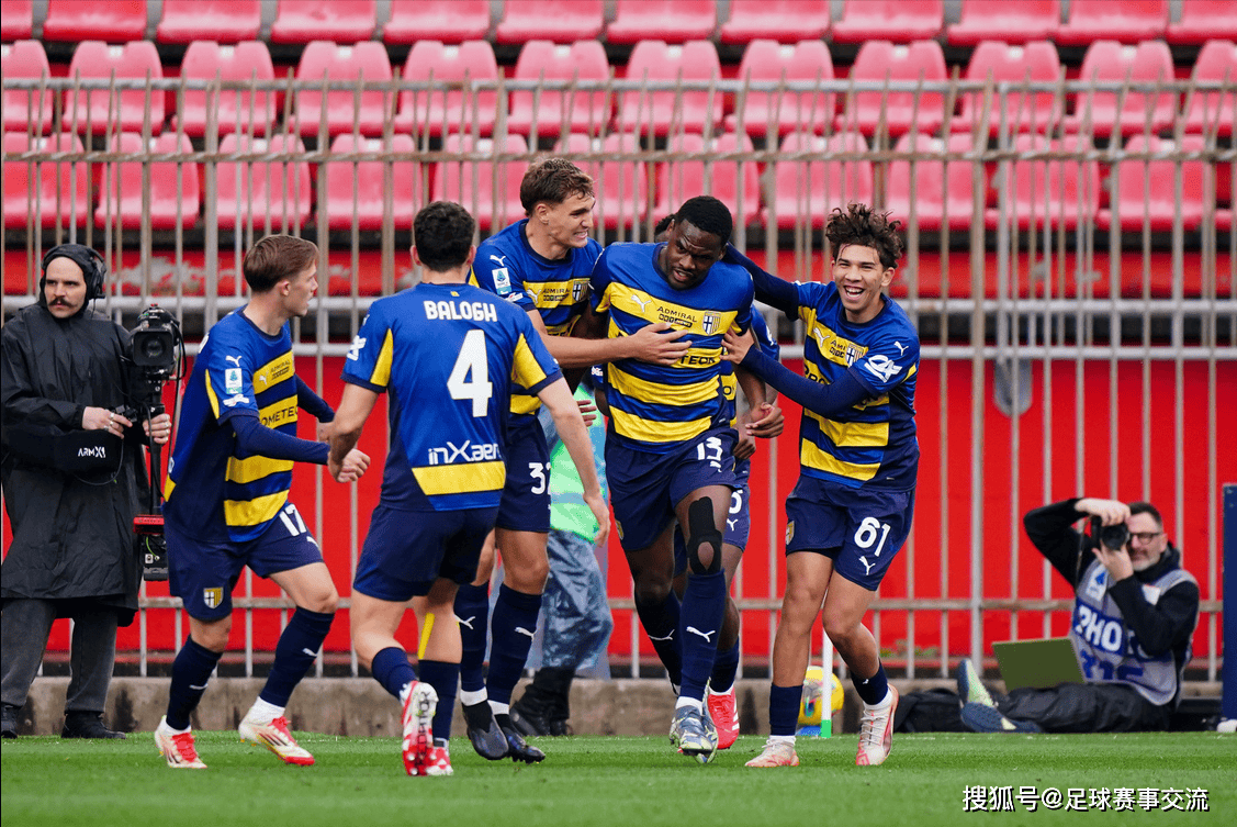 佛罗伦萨客场不敌强敌,遭遇连败 佛罗伦萨客场不敌强敌,遭遇连败