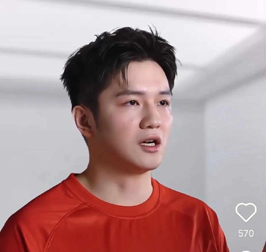 逍遥足球俱乐部夺得冠军，为球迷带来惊喜的简单介绍