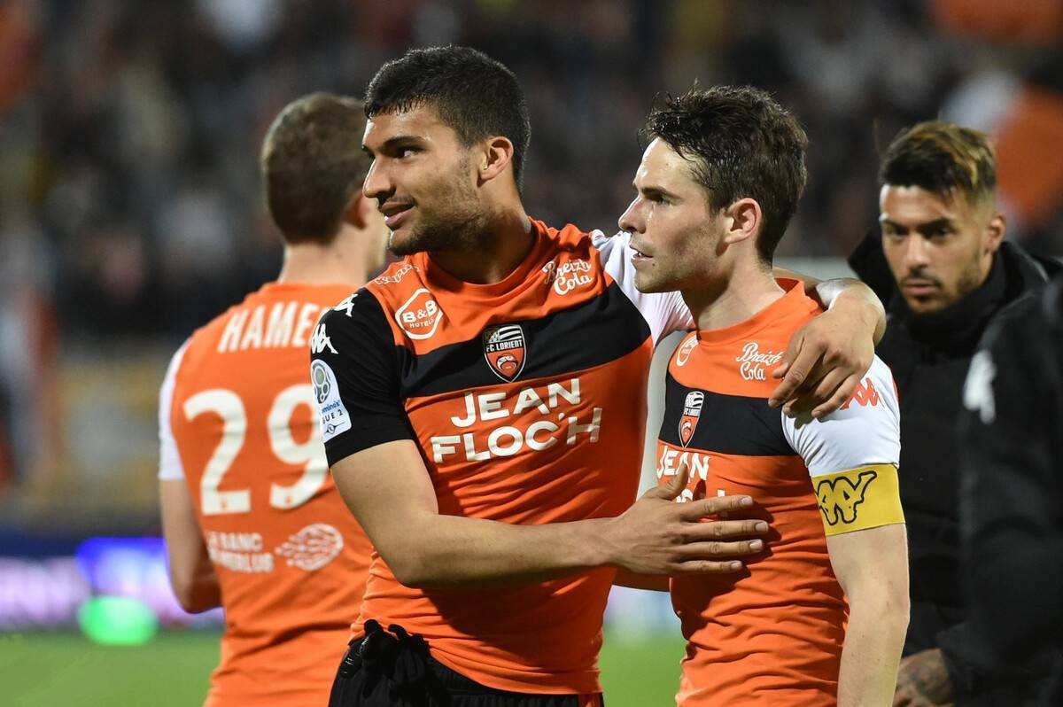 里昂主场告捷,晋级希望暂保的简单介绍 里昂主场告捷,晋级希望暂保的简单介绍