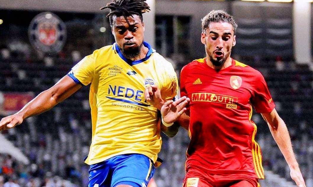 圣埃蒂安队在连胜中坚守领先位置