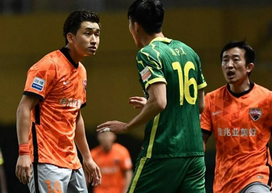 包含恒大客场大胜深圳佳兆业,领跑积分榜的词条 包含恒大客场大胜深圳佳兆业,领跑积分榜的词条