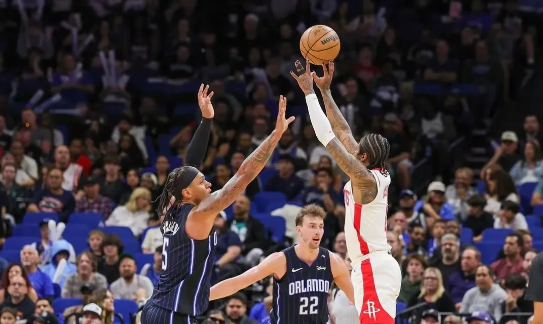 关于猛龙客场击败火箭，继续领跑西部的信息