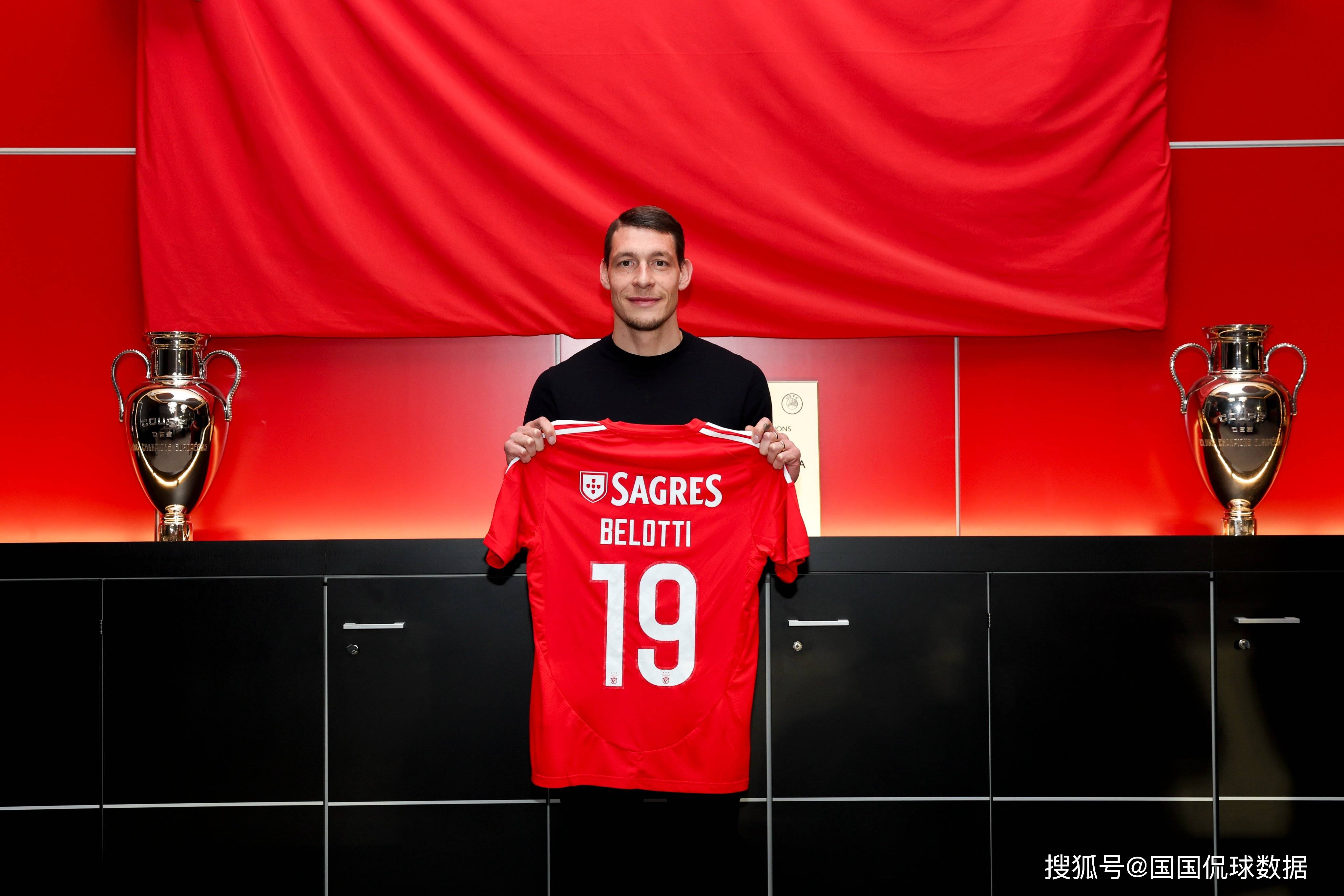 摩纳哥努力逆转比分,追逐领先球队 摩纳哥努力逆转比分,追逐领先球队