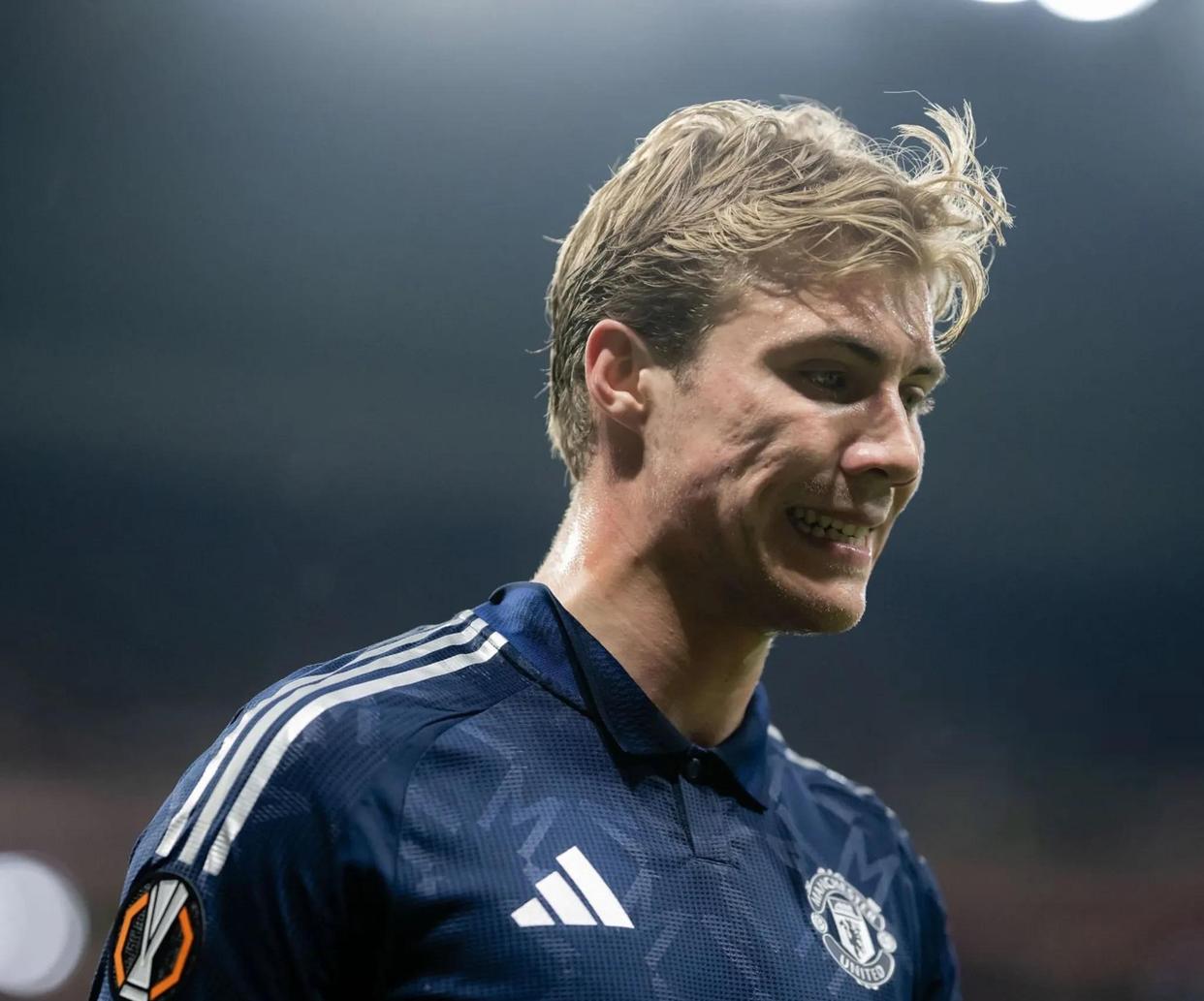 里昂锋线连进球,击溃对手士气狂飙的简单介绍 里昂锋线连进球,击溃对手士气狂飙的简单介绍