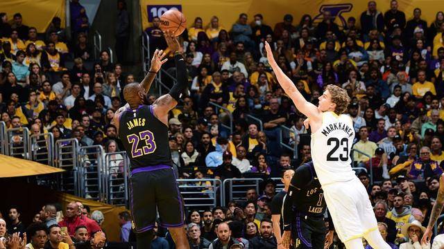 上港客场反败为胜，豪取三分