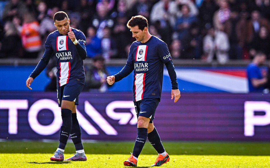 梅西在巴黎的比赛中退赛 梅西在巴黎的比赛中退赛