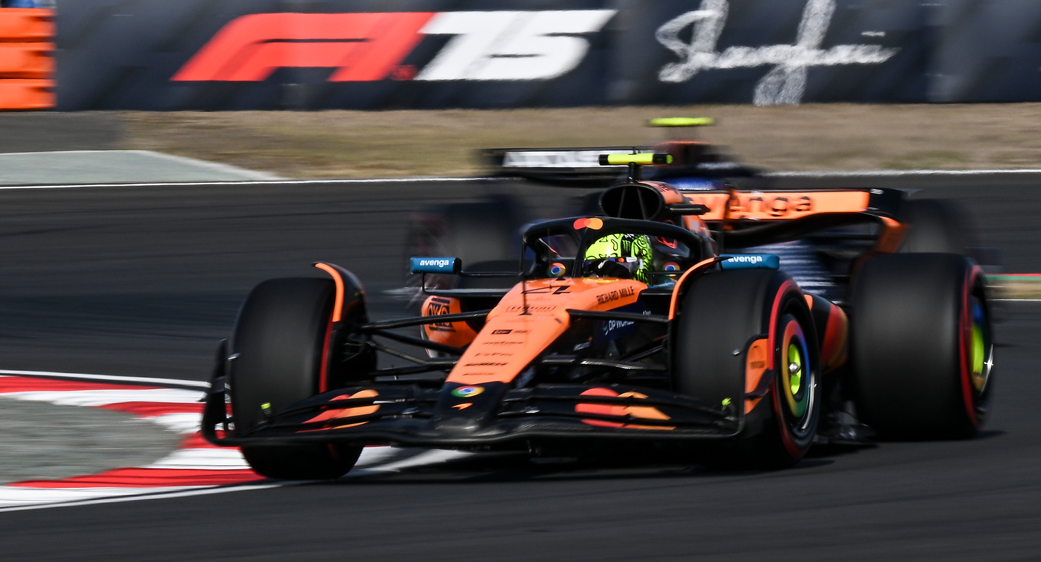 F1赛车赛事中国家队战胜对手成功转会