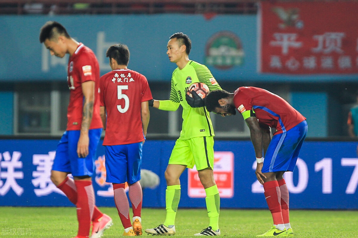 河南建业客场战平大连人,顽强抗击灾难的简单介绍 河南建业客场战平大连人,顽强抗击灾难的简单介绍