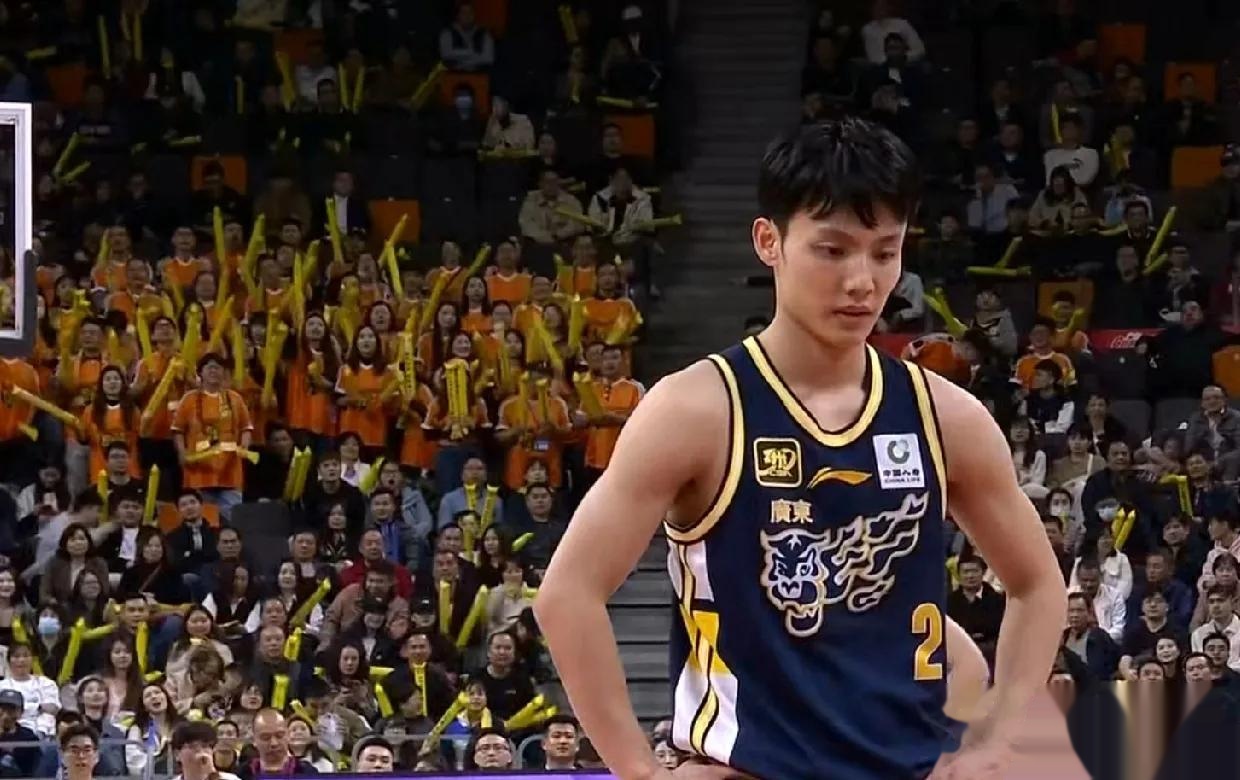 比赛结果出乎意料球员表现出色