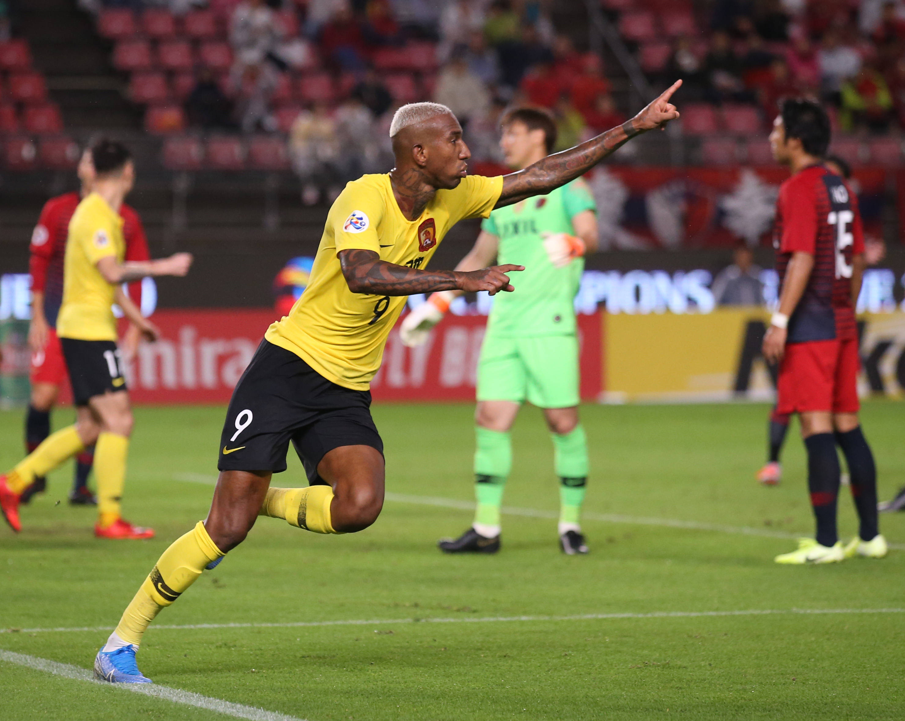 荷兰轻取北马其顿，跻身欧锦赛强