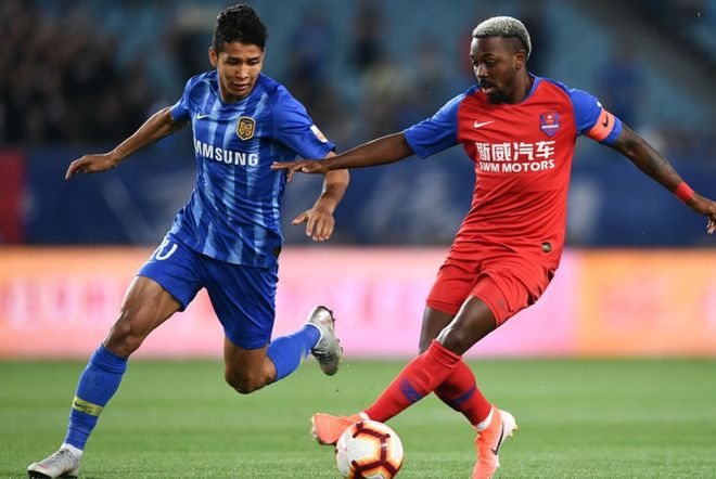 苏宁主场逆转取得胜利抢得三分