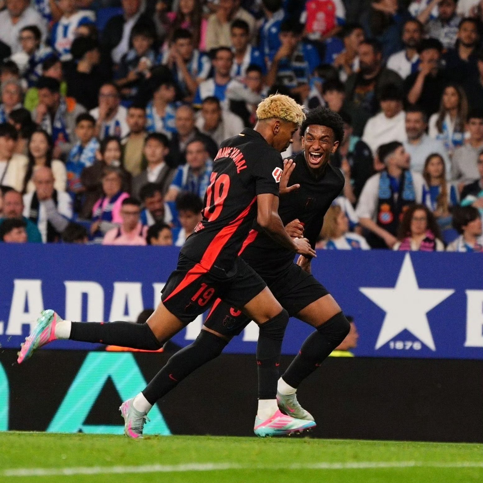 阿尔及利亚球队客场获胜,击败奥地利对手 阿尔及利亚球队客场获胜,击败奥地利对手