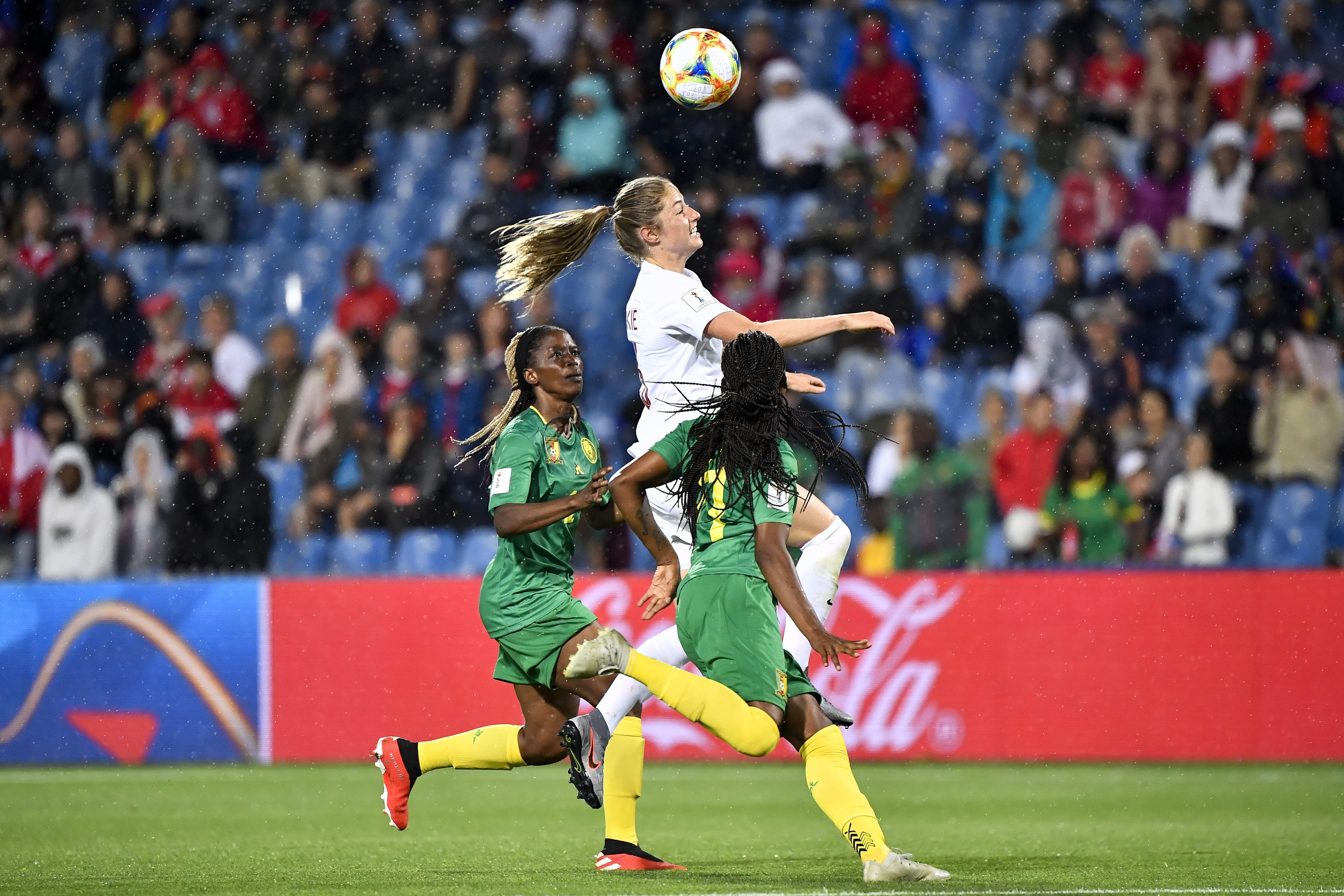 包含蒙彼利埃队冲刺成功,赢得胜利宝座的词条 包含蒙彼利埃队冲刺成功,赢得胜利宝座的词条