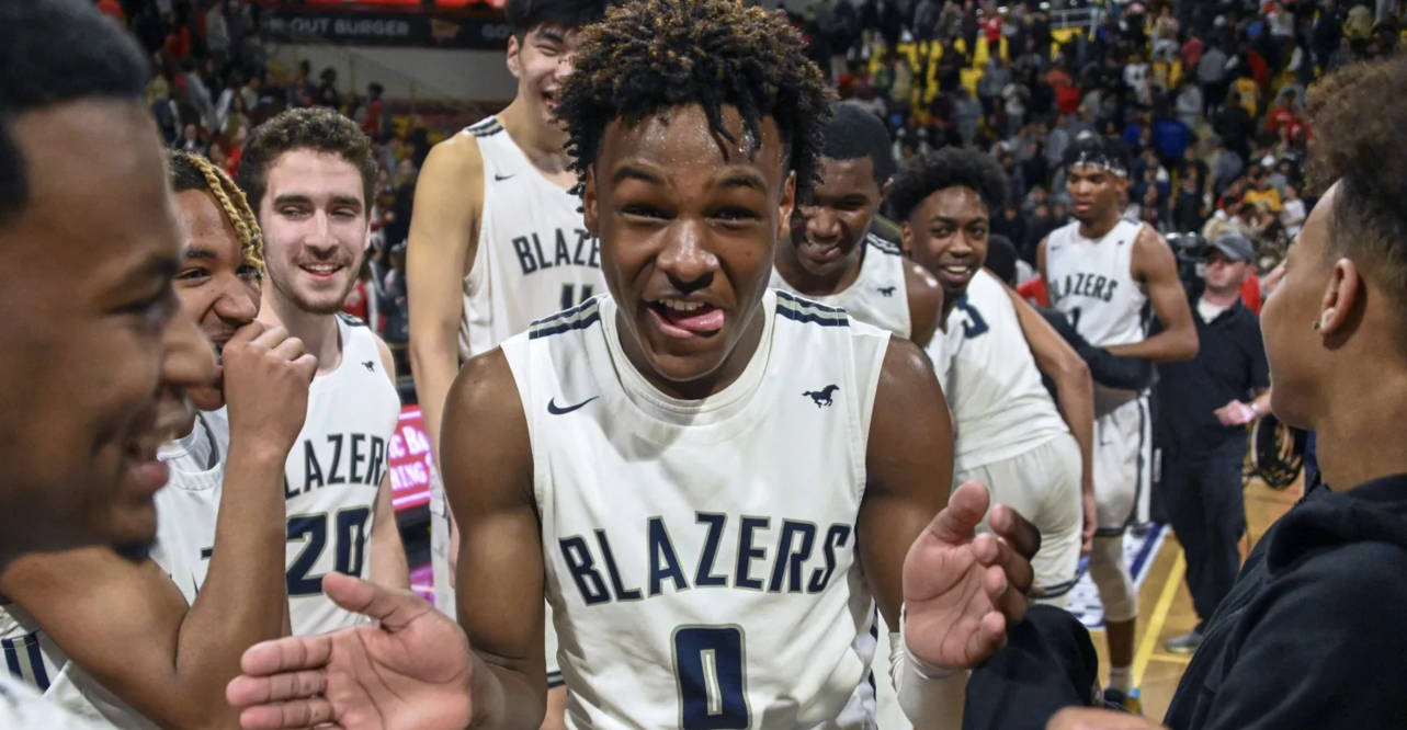 关于EDG绝杀波士顿凯尔特人，布鲁诺·费尔南德斯攻防两端统治比赛激烈交锋2025世界赛，技惊四座的信息