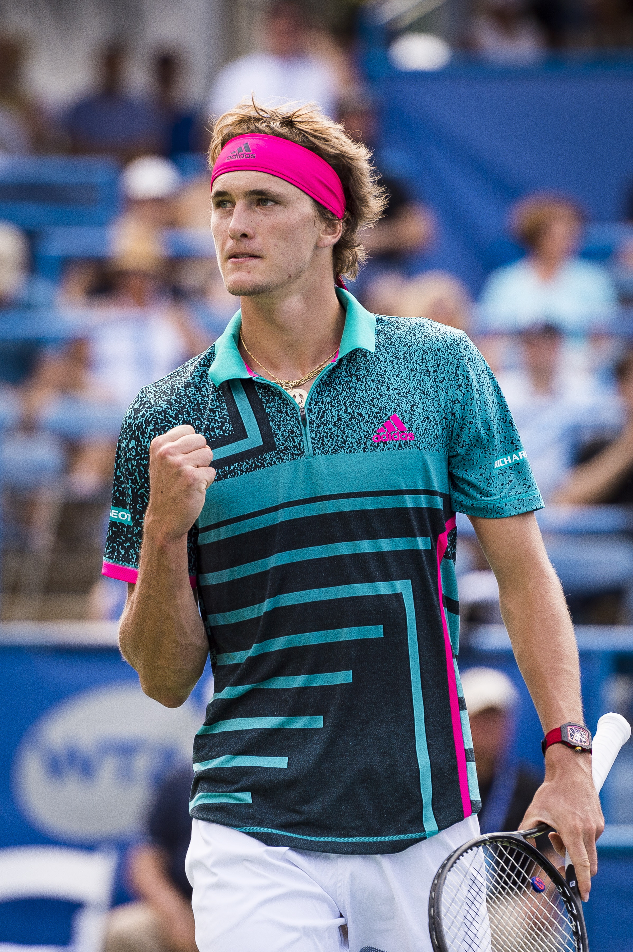 世界网球队轻取欧洲网球队，兹维列夫一己之力扛起全队的简单介绍