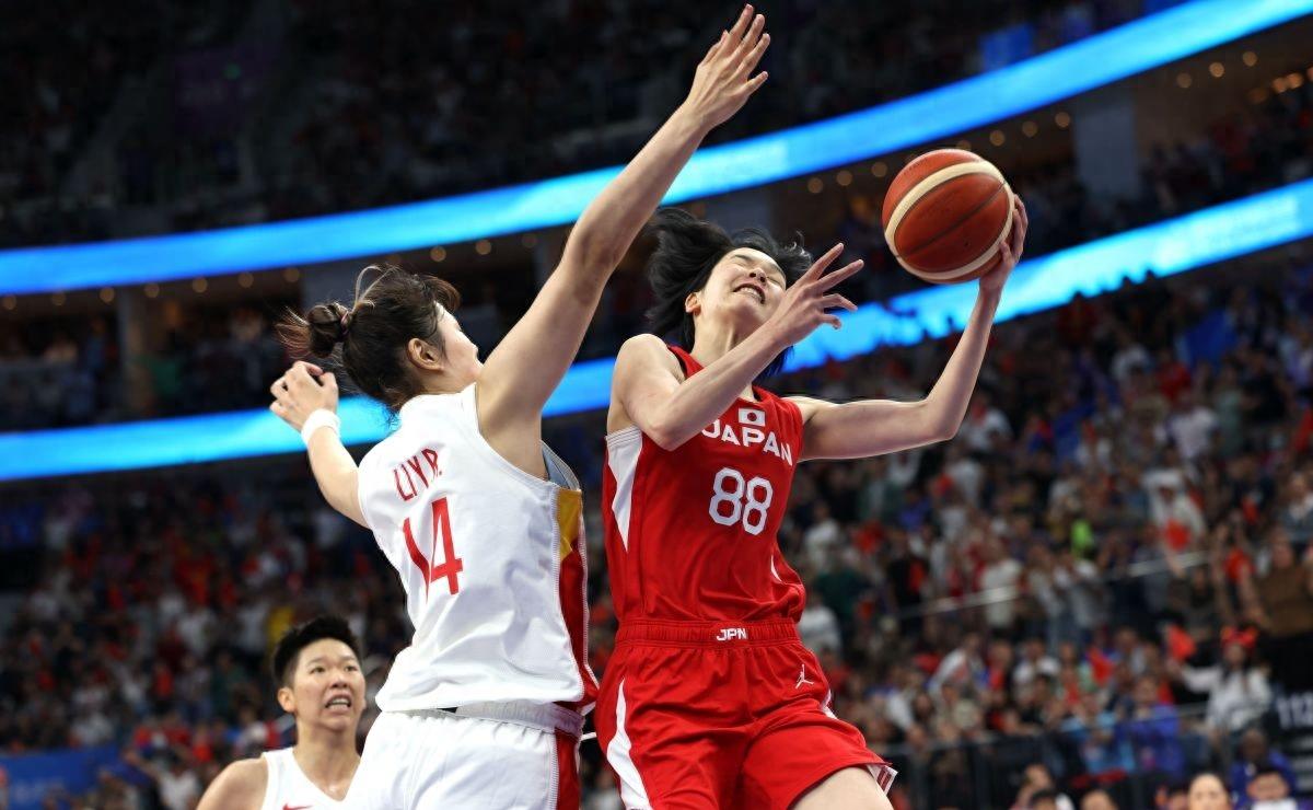 意大利男篮绝杀希腊男篮,米尔萨普高光表现 意大利男篮绝杀希腊男篮,米尔萨普高光表现